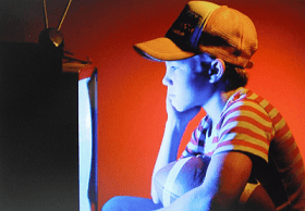 La Problemática de la Televisión y la Escucha Consciente en Niños