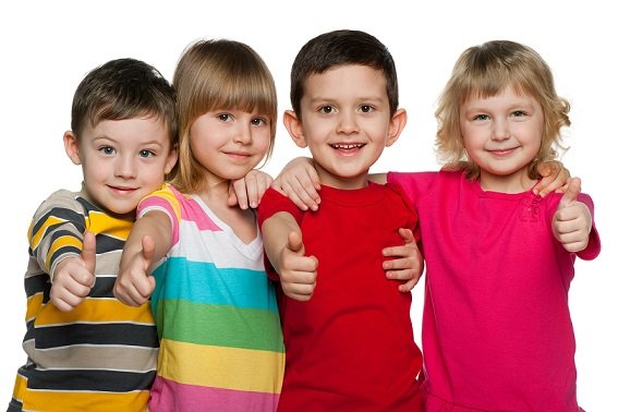 niños felices